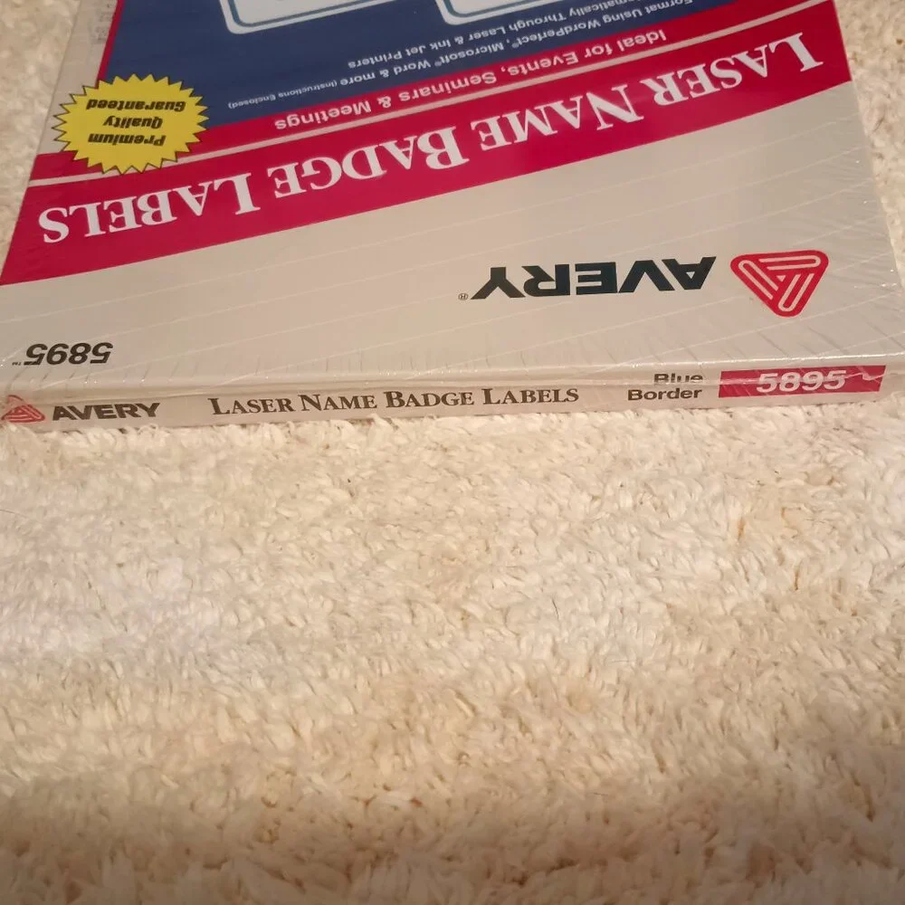 New & Unused Avery Flexible Adhesive Name Badges, 2-1/3
